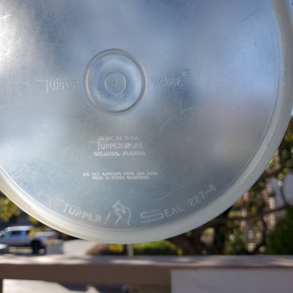 3 VTG Tupperware USA Seal Sheer Clear Round Replacement 6" C Tab Lids Only 227-4 - Picture 3 of 5